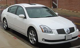 2004-2006 Nissan Maxima 3.5SE.jpg